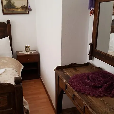 Проживание в семье Giritli Сельчук